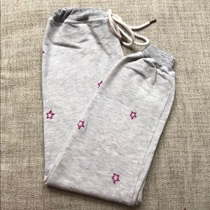 The Great. jogger sweatpants gray w/pink stars 0